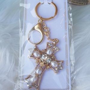 New Large Blingy cross keychain with pearls